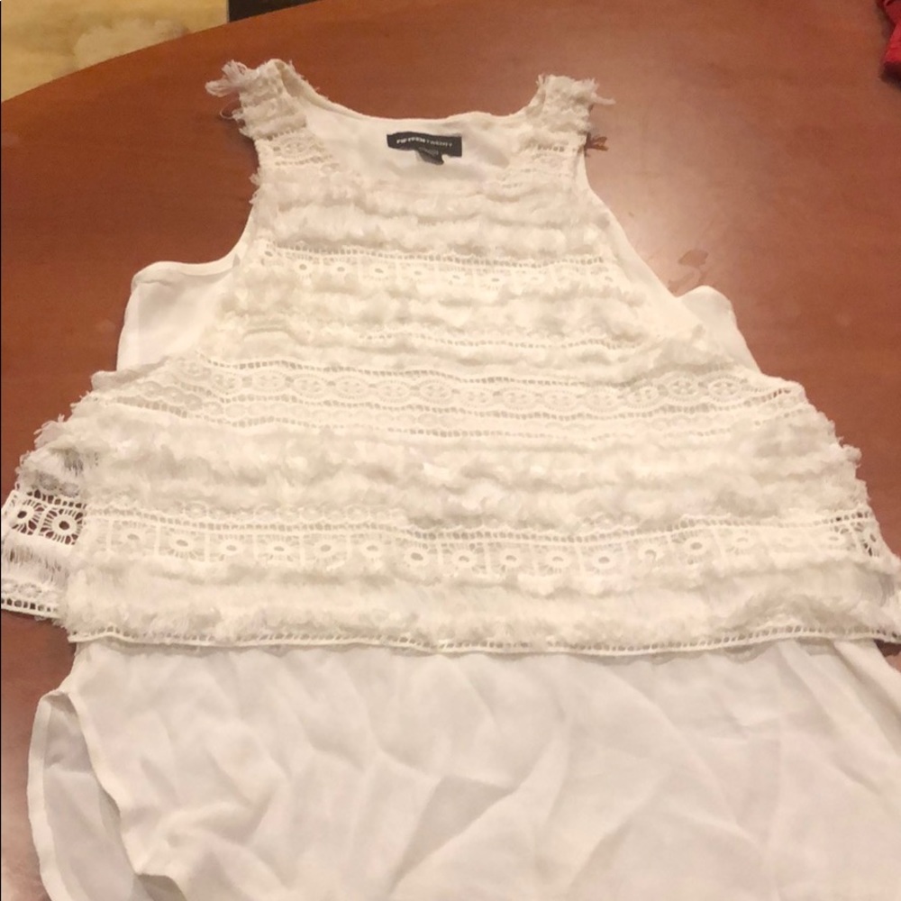 Sixteen twenty brand new lace top